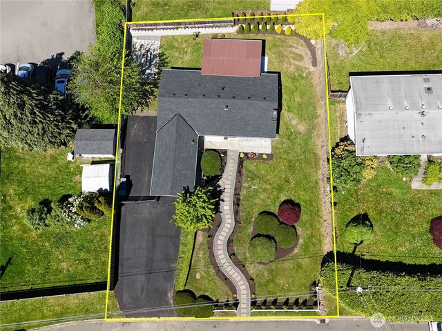 1929 201st Place SW, Lynnwood, WA 98036