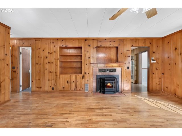 5060 Nw GALES CREEK Rd, Forest Grove, OR 97116