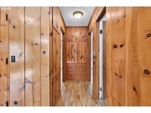 5060 Nw GALES CREEK Rd, Forest Grove, OR 97116