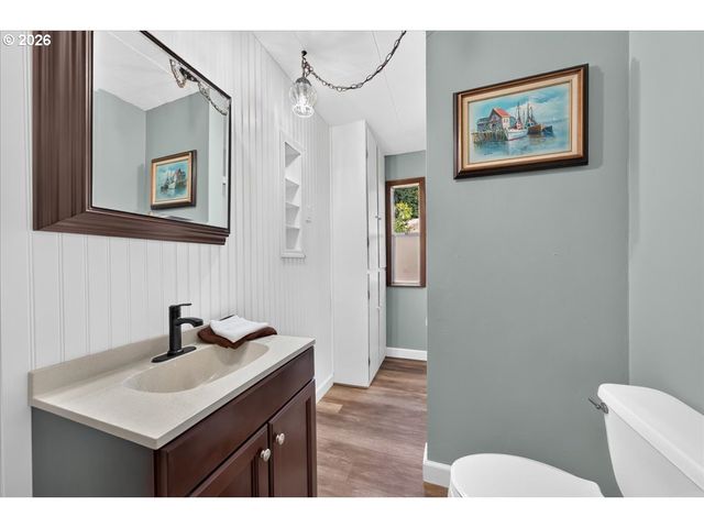 5060 Nw GALES CREEK Rd, Forest Grove, OR 97116