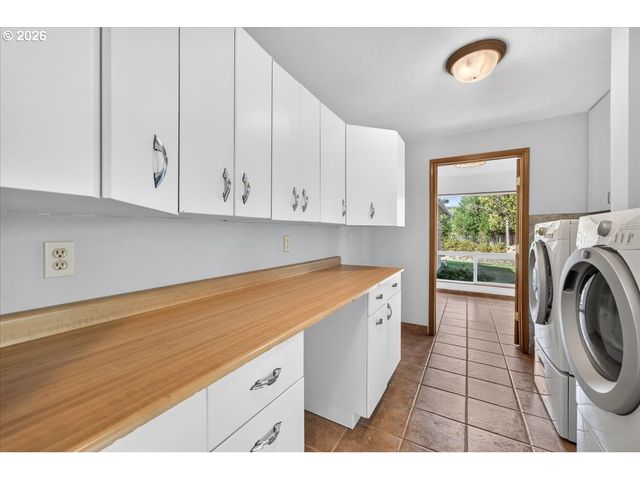5060 Nw GALES CREEK Rd, Forest Grove, OR 97116