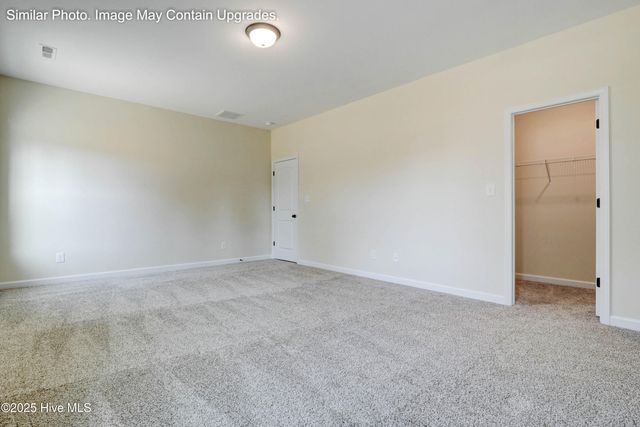 122 Woodford Drive, Jacksonville, NC 28540