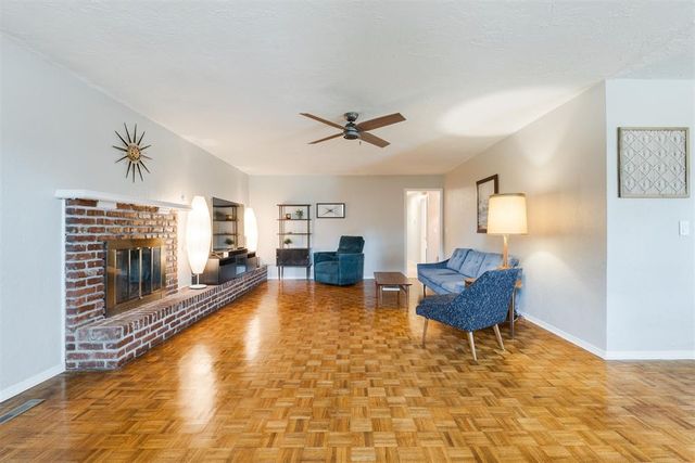 10916 N Linn Avenue, Oklahoma City, OK 73120