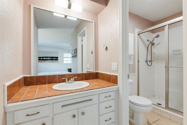 10916 N Linn Avenue, Oklahoma City, OK 73120