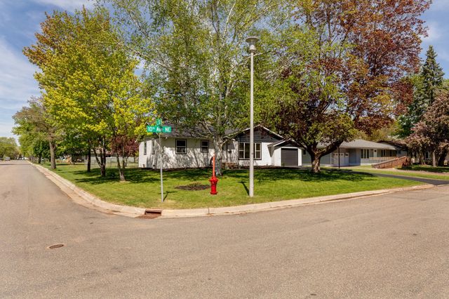 1203 10th Avenue NE, Brainerd, MN 56401
