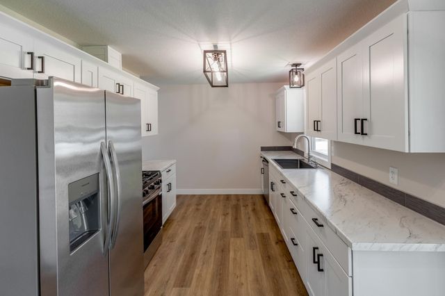 1203 10th Avenue NE, Brainerd, MN 56401