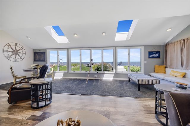 232 Lake Shore Drive, Greece, NY 14468