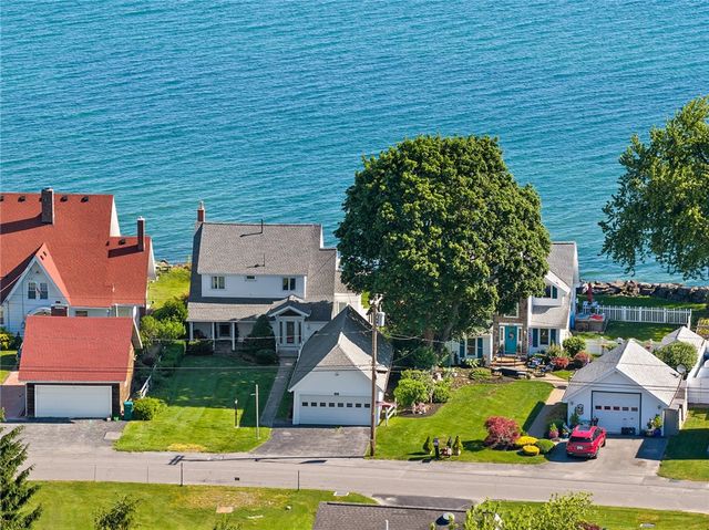 232 Lake Shore Drive, Greece, NY 14468