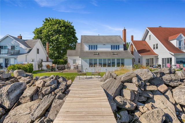 232 Lake Shore Drive, Greece, NY 14468
