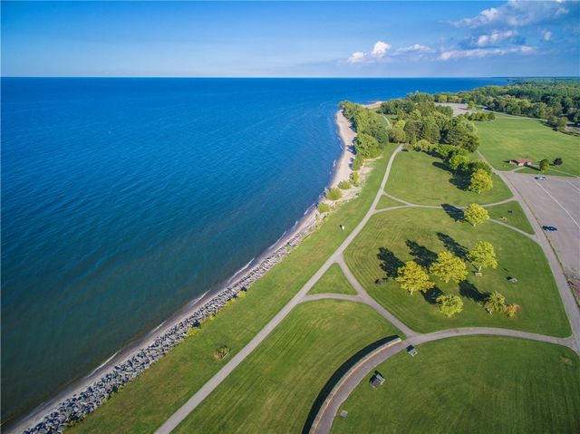 232 Lake Shore Drive, Greece, NY 14468