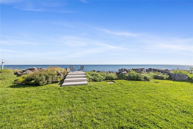 232 Lake Shore Drive, Greece, NY 14468