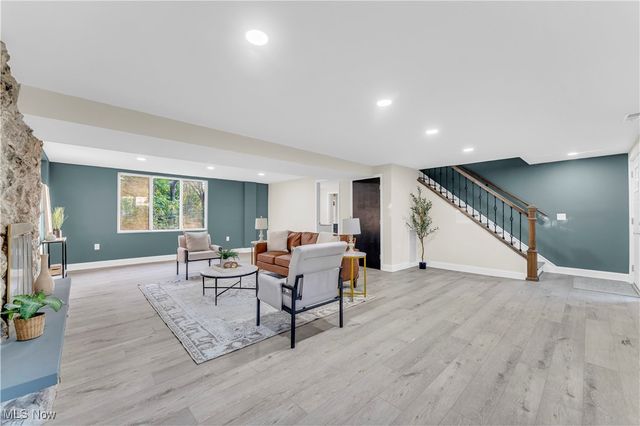 19419 Fowles Road, Middleburg Heights, OH 44130