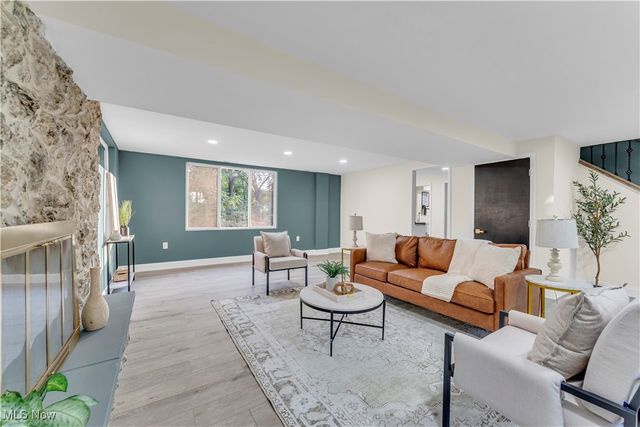 19419 Fowles Road, Middleburg Heights, OH 44130