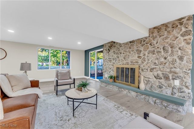 19419 Fowles Road, Middleburg Heights, OH 44130