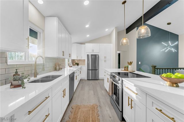 19419 Fowles Road, Middleburg Heights, OH 44130