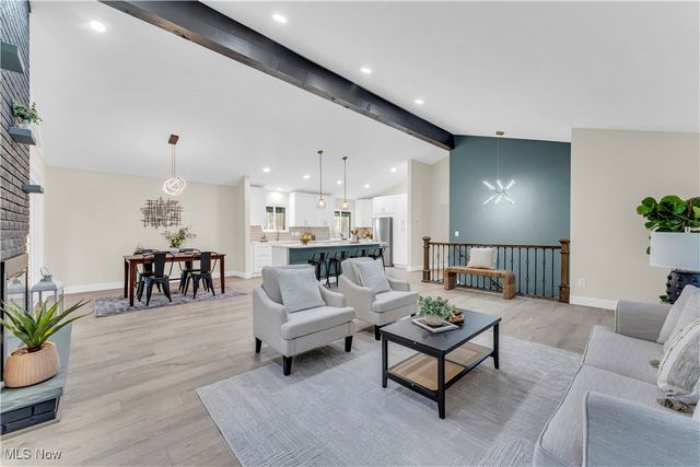 19419 Fowles Road, Middleburg Heights, OH 44130