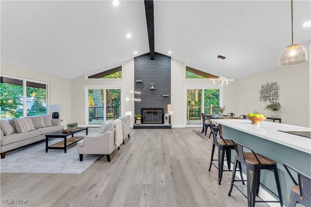 19419 Fowles Road, Middleburg Heights, OH 44130