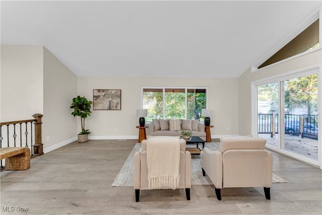 19419 Fowles Road, Middleburg Heights, OH 44130