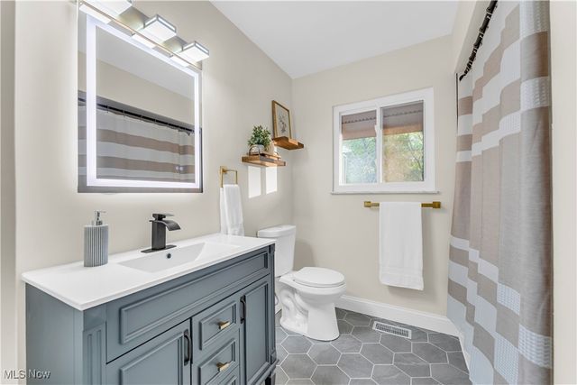 19419 Fowles Road, Middleburg Heights, OH 44130