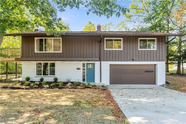 19419 Fowles Road, Middleburg Heights, OH 44130