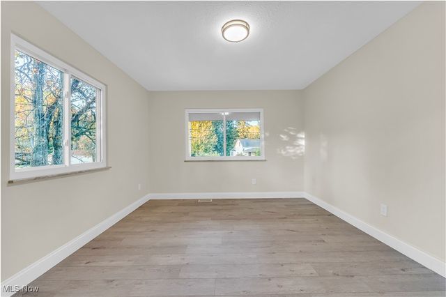 19419 Fowles Road, Middleburg Heights, OH 44130