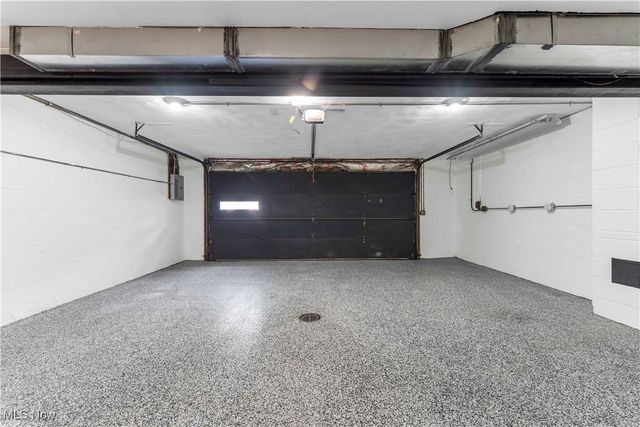 19419 Fowles Road, Middleburg Heights, OH 44130