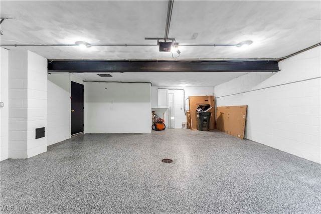 19419 Fowles Road, Middleburg Heights, OH 44130