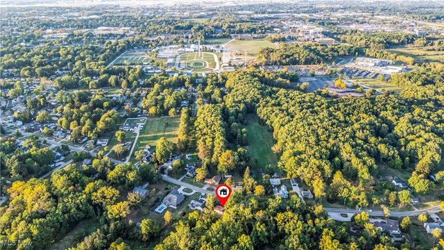 19419 Fowles Road, Middleburg Heights, OH 44130