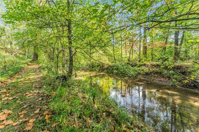 19419 Fowles Road, Middleburg Heights, OH 44130