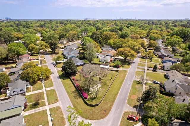 5252 Braddock Avenue, North Charleston, SC 29405