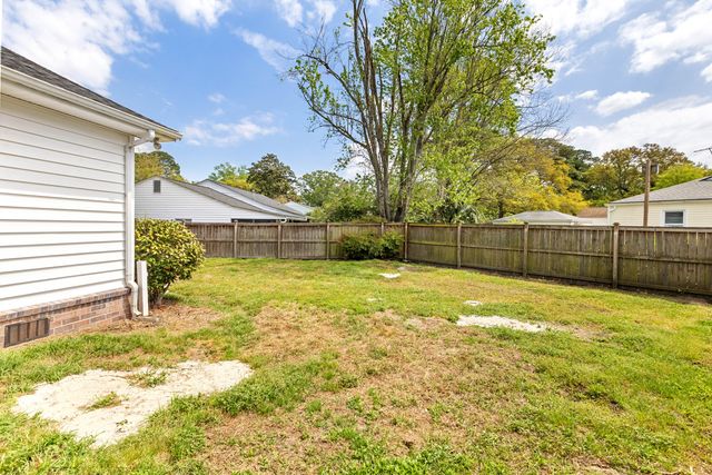 5252 Braddock Avenue, North Charleston, SC 29405