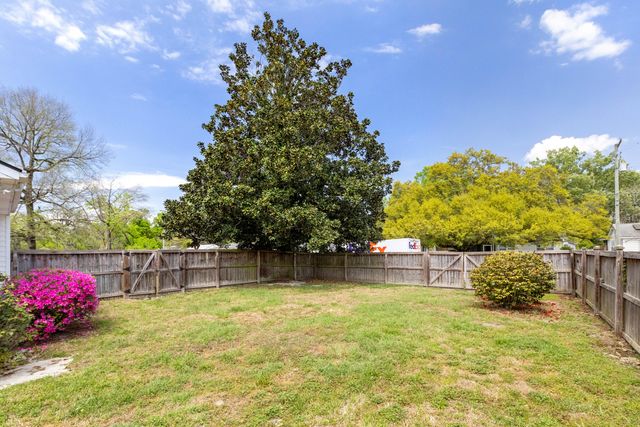 5252 Braddock Avenue, North Charleston, SC 29405