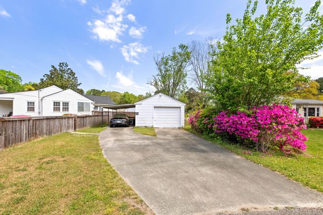 5252 Braddock Avenue, North Charleston, SC 29405