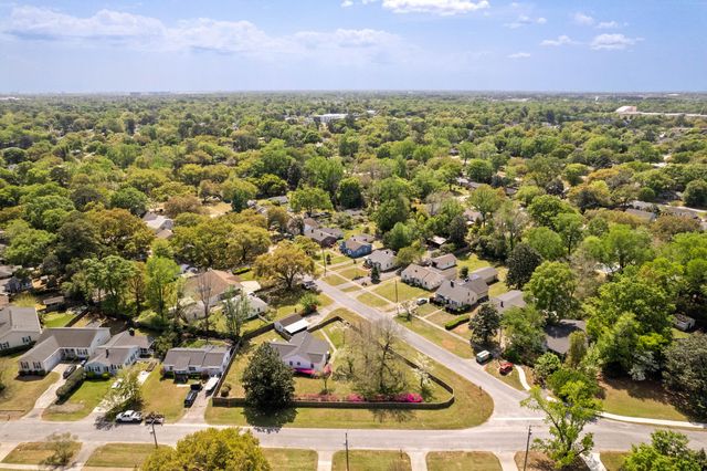 5252 Braddock Avenue, North Charleston, SC 29405