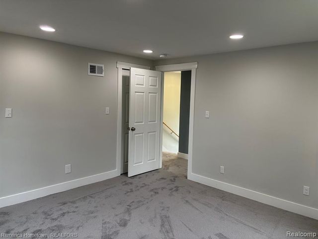 9614 Auburndale Street, Livonia, MI 48150