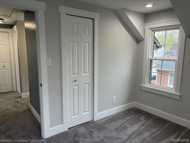 9614 Auburndale Street, Livonia, MI 48150