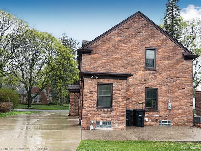 9614 Auburndale Street, Livonia, MI 48150