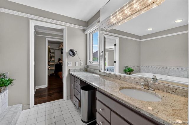 2354 Erickson Drive, Troy, MI 48085