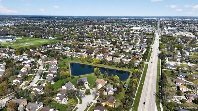 2354 Erickson Drive, Troy, MI 48085