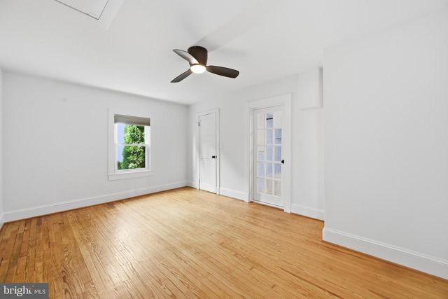 2705 1ST RD S, Arlington, VA 22204