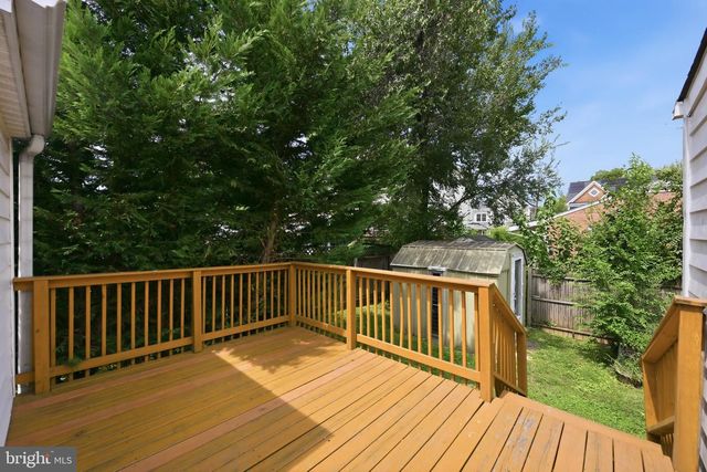 2705 1ST RD S, Arlington, VA 22204