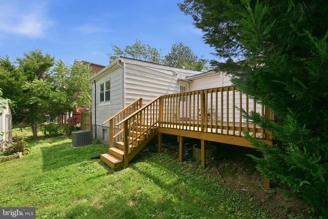 2705 1ST RD S, Arlington, VA 22204