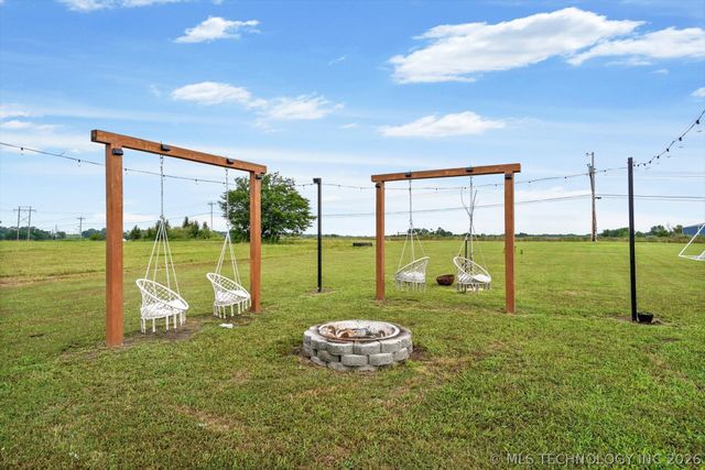 36652 E 141st Street S, Coweta, OK 74429