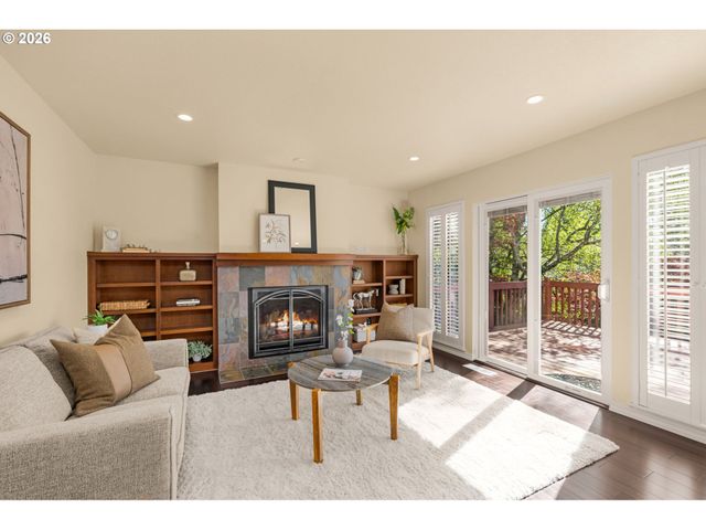 13413 VERMEER Dr, Lake Oswego, OR 97035