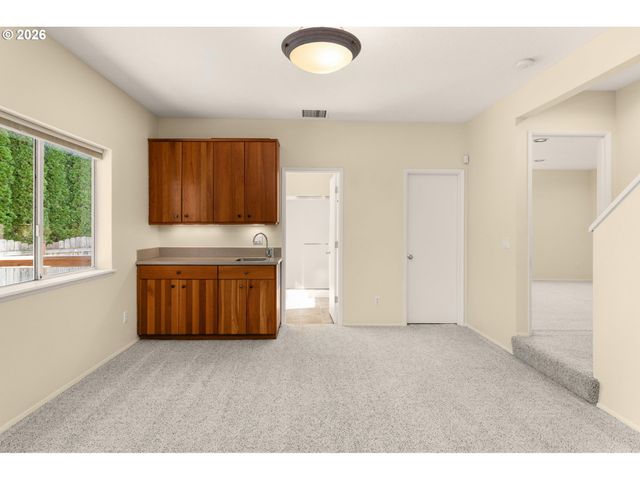 13413 VERMEER Dr, Lake Oswego, OR 97035