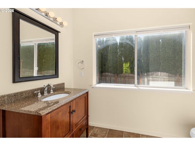 13413 VERMEER Dr, Lake Oswego, OR 97035