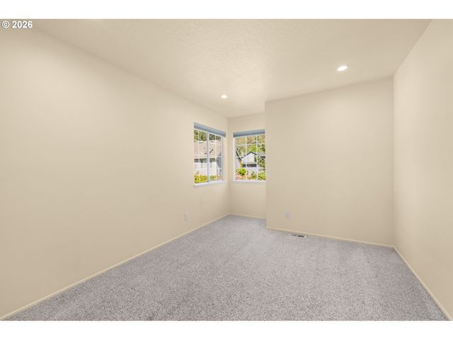 13413 VERMEER Dr, Lake Oswego, OR 97035