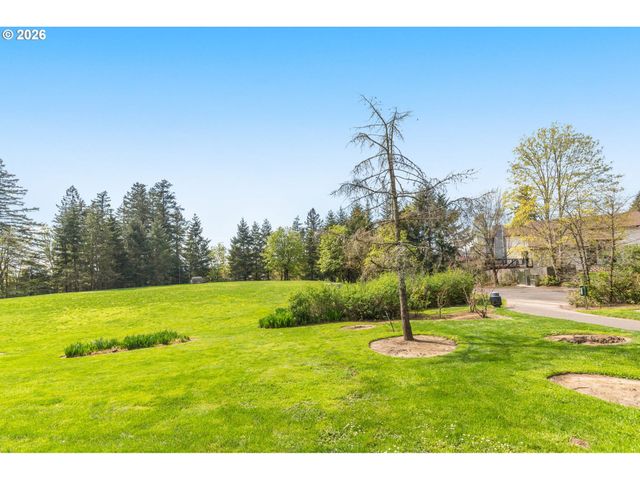 13413 VERMEER Dr, Lake Oswego, OR 97035