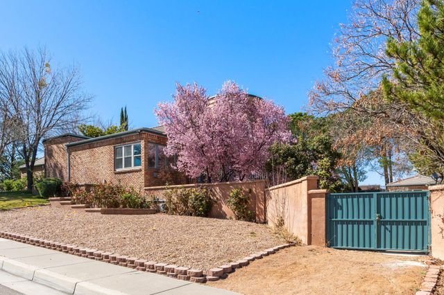 4411 Constitution Avenue NE, Albuquerque, NM 87110