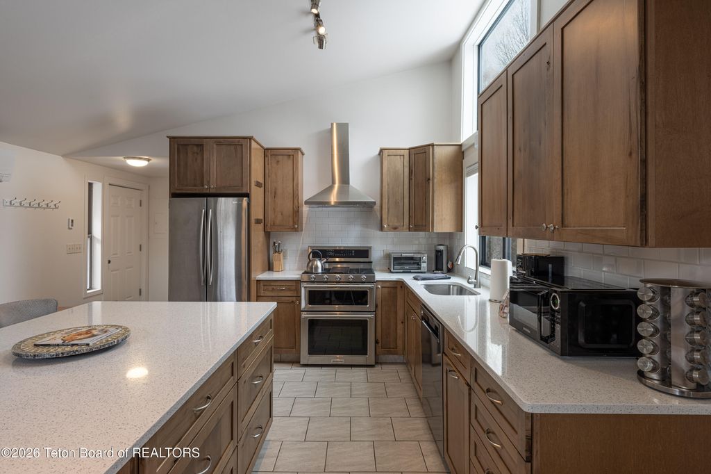 2055 CORNER CREEK Lane 312, Jackson, WY 83001 photo 4